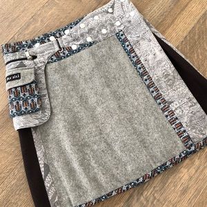 Mixed media wrap skit